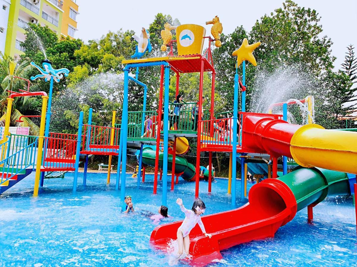 FUN SPLASH WATER PARK RESORT MELAKA - FREE TICKET UNLIMITED ENTRY MALACCA